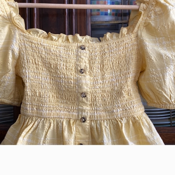 The Fifth Label Top - Picture 2 of 7